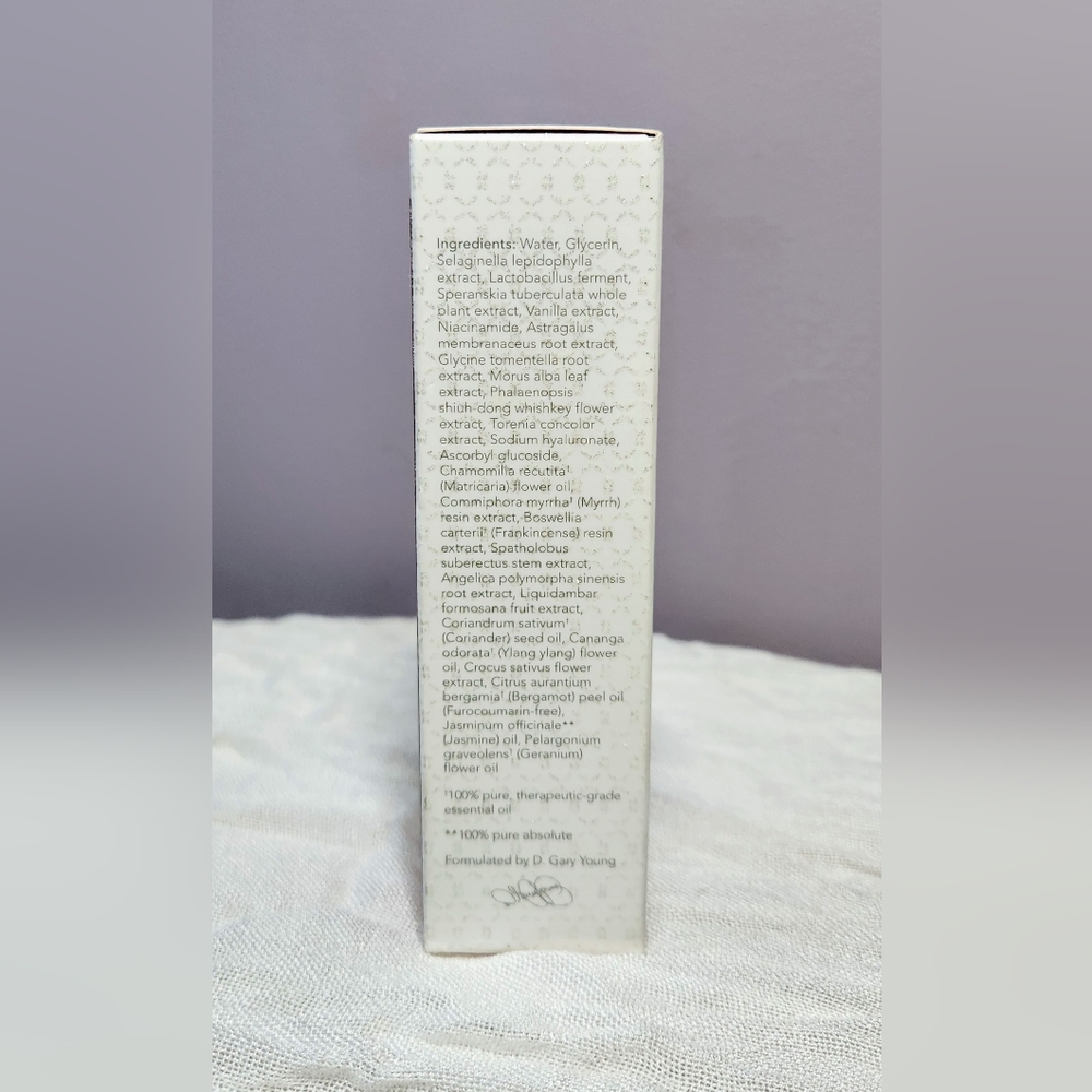 YOUNG LIVING ART RENEWAL SERUM - Picture 3 of 6